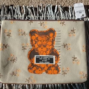 *SOLD*Coach Unbearably Cute Clutch